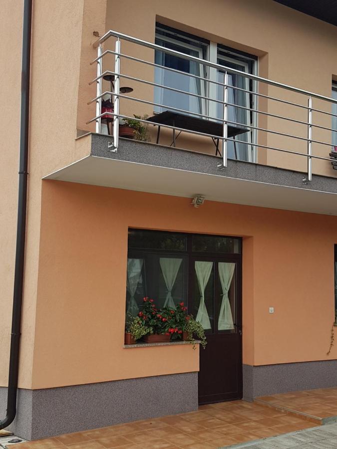 Studio Apartman Maria Hotel Cavle Exterior photo